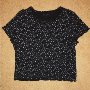 AEO BLACK FLORAL PRINT CROP TOP